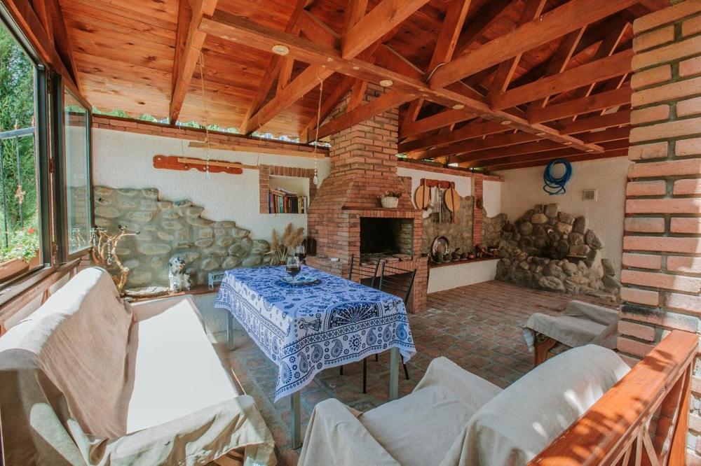 Neli & Zaal Guest House Telavi Eksteriør billede